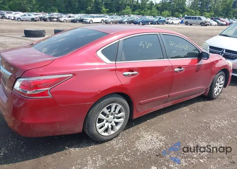 2015 Nissan Altima 2.5 S from USA, damaged, VIN 1N4AL3AP7FC491592